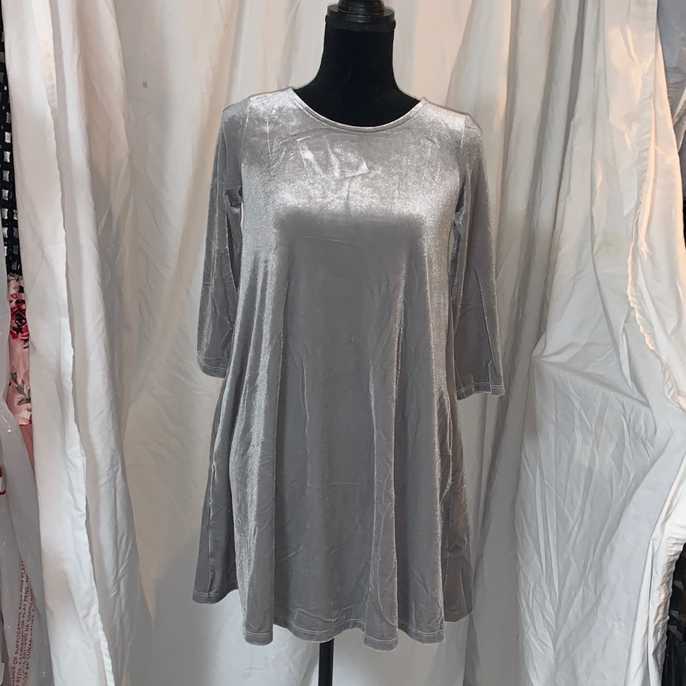 NWT Agnes & Dora Velvet 3/4 Sleeve Swing Tunic